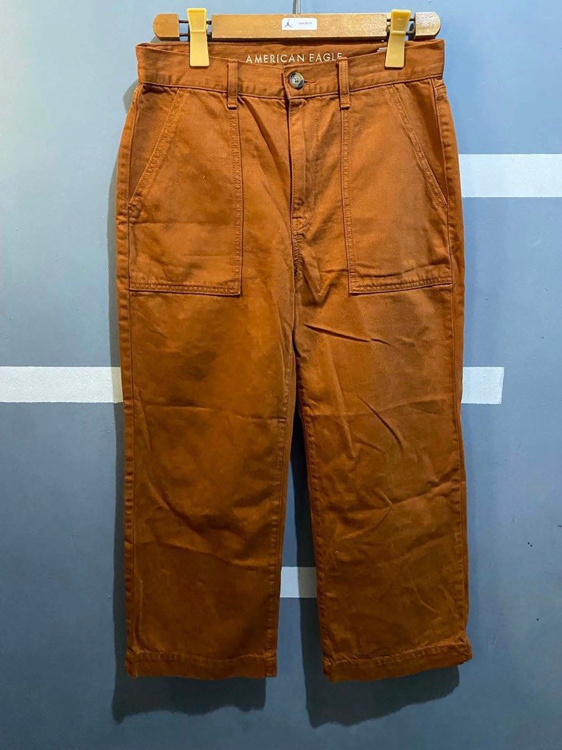 American Eagle Wide Leg Crop Pants - Burnt Orange (Category: Jeans) located in Aparri. Submitted by lorielynsh63690 (Listing ID 1460156281, Image 1). Description: - Brand: American Eagle Size 27-28.