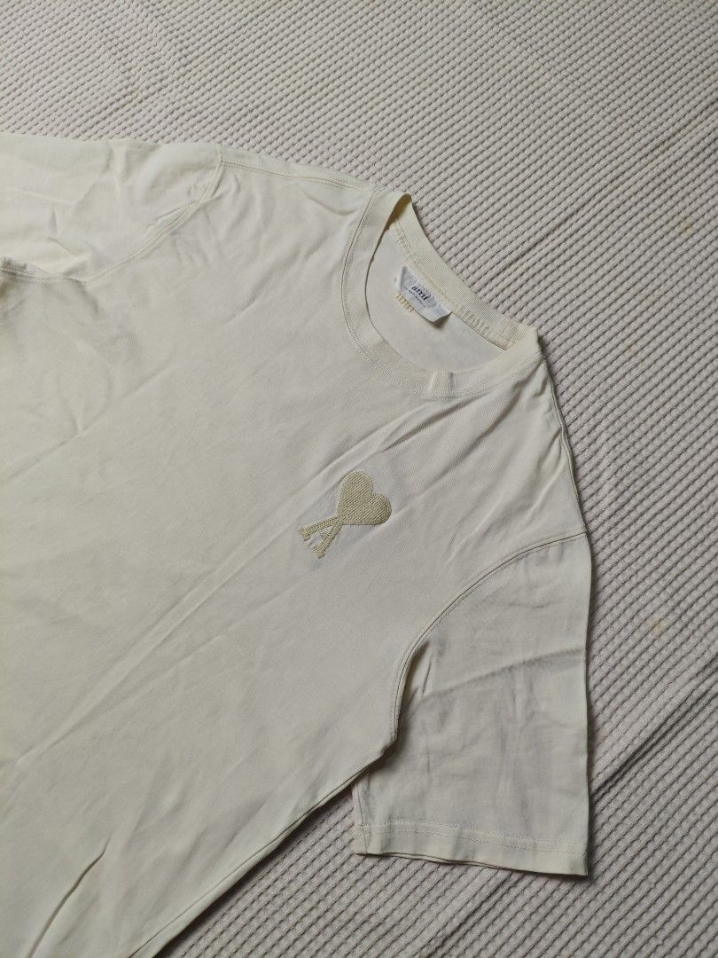 Ami T-shirt (Category: Shirts) located in Dapitan. Submitted by vincesabejon (Listing ID 1460109551, Image 3). Description: Ami T-shirt Small On Tag 20" Width 26" Length Excellent Condition Unnoticeable Dot Ink Stain and minimal Loose Stitch Php:📥📥📥 Loc: Mindanao Unli vouch and vc for safety!.