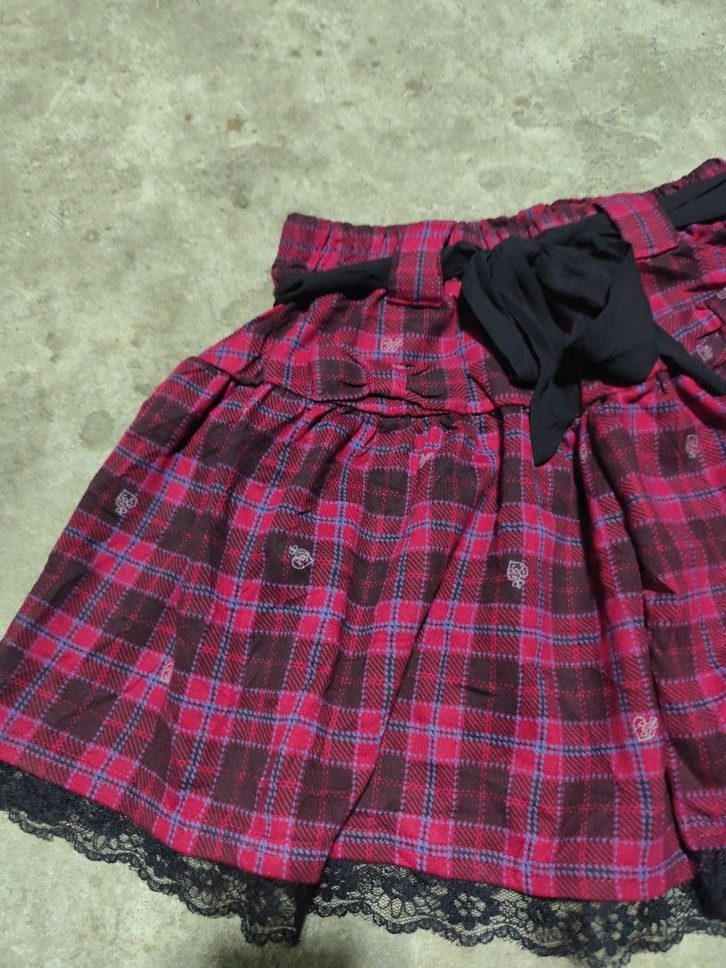 Angel Blue Skort / Skirt (Category: Skirts) located in Alabel. Submitted by OLDWORLD_GARMENTS (Listing ID 1460244464, Image 2). Description: ANGEL BLUE SKORT WL 22-28 inches Length 13 inches.