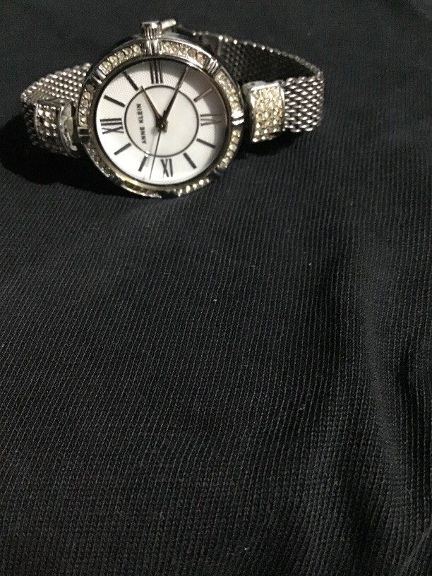 Anne Klein Quartz authentic (Category: Women's Watches) located in Baguio. Submitted by agozun61 (Listing ID 1460276619, Image 3). Description: Quartz authentic white dial.good running condition..