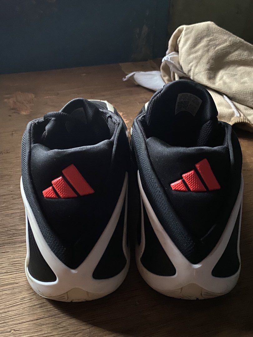 ANTHONY EDWARDS 2 (Category: Sneakers) located in Manila. Submitted by nikefinds (Listing ID 1460298140, Image 2). Description: SIZE 11/45 NO ISSUES USED 2 TIMES AUTHENTIC WITH BOX COMPLETE LAHAT .