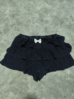 (Category: ) located in . Submitted by OLDWORLD_GARMENTS (Listing ID 1460250116, Image 1). Description: .