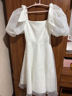 (Category: ) located in . Submitted by wardrobeinmnl (Listing ID 1460259393, Image 1). Description: .
