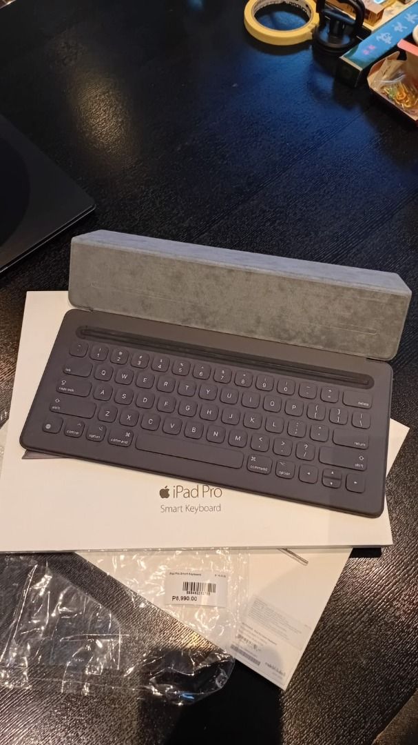 Apple iPad Pro (12.9-inch) - Space Gray Model A1652 (Category: iPad) located in Caloocan City. Submitted by winsell76 (Listing ID 1460155664, Image 3). Description: - iPad Pro 12.9in - Color: Space Gray - Model: A1652 - Storage: 128gb - WiFi Cellular - With charging cable - Packaged with iPad Pro Smart Keyboard worth 200usd - Packaged with 2pcs Silicone Case worth 4790php each (1pc well used) - slight dent at the back.