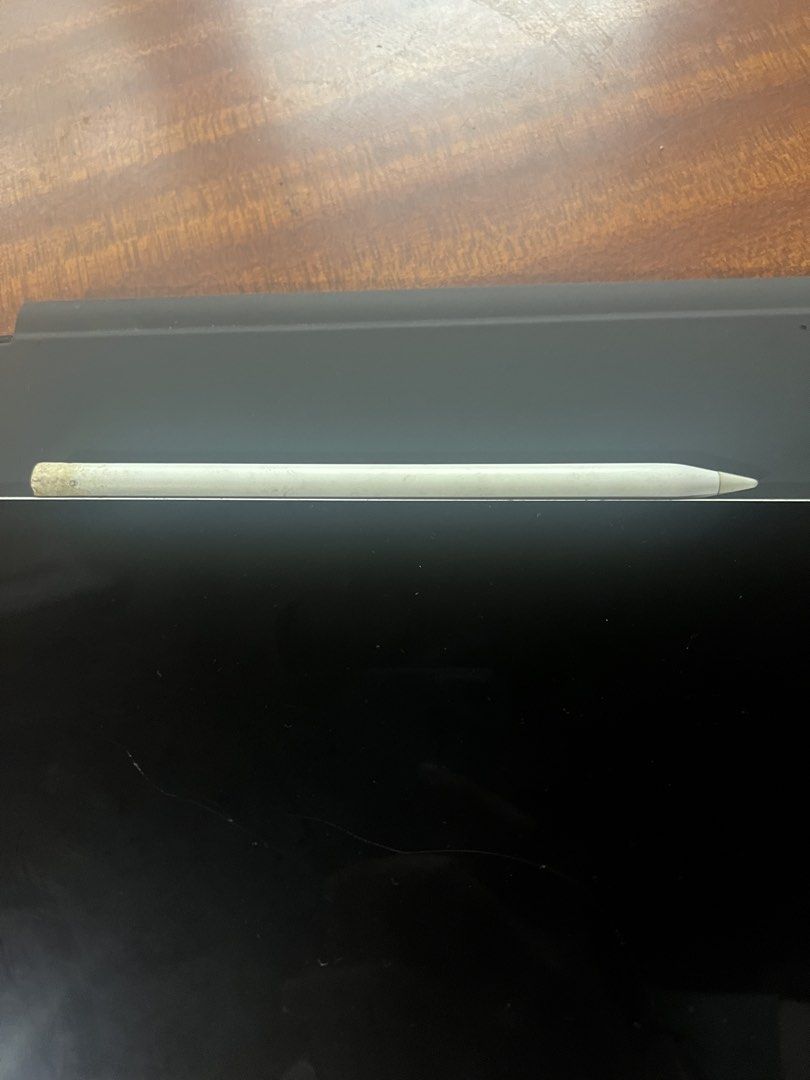 Apple Pencil pro (Category: Other Mobile & Gadget Accessories) located in Manila. Submitted by albertouh (Listing ID 1460169107, Image 1). Description: - Apple Pencil for iPad - Works perfectly - Major cosmetic scuffs but still works - Ideal for drawing and note-taking just put on some pencil cover Gojodoq keyboard - Mint condition. Used for testing lang 1,500 for both! wala ng tawad..