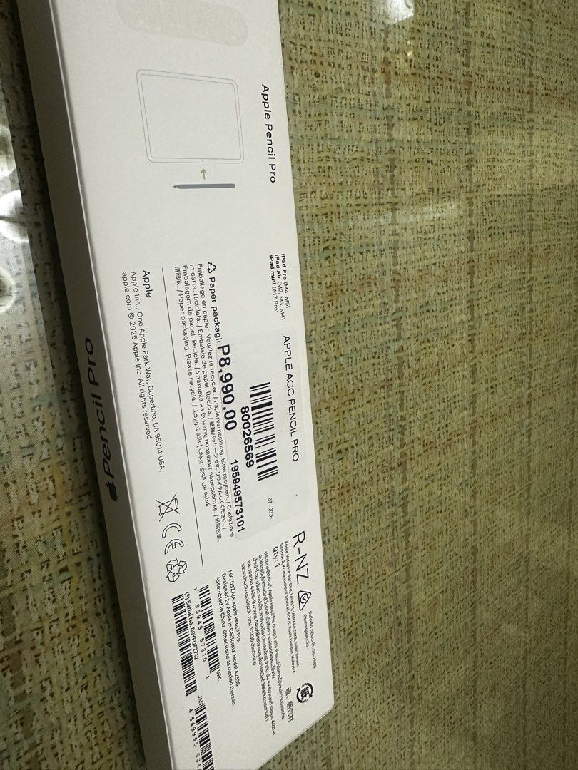 Apple Pencil Pro (Category: Other Mobile & Gadget Accessories) located in Dinalupihan. Submitted by arajoyceflores (Listing ID 1460200172, Image 3). Description: Good as new. Used once to set up and try RFS: will shift to Apple Pencil USB-C Meet up: Bataan/Subic Shipping: COD/COP LBC.