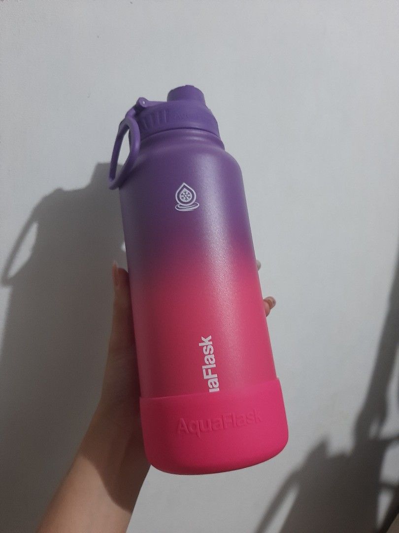 AquaFlask Water Bottle - Various Gradient Colors (Category: Water Bottles & Tumblers) located in Davao. Submitted by nisa_chan04 (Listing ID 1460248308, Image 3). Description: - Stylish water bottles - Available in beautiful gradient colors - Perfect for staying hydrated on the go - Durable and designed for everyday use -Comes with box SOLD PER PIECE not bundle.