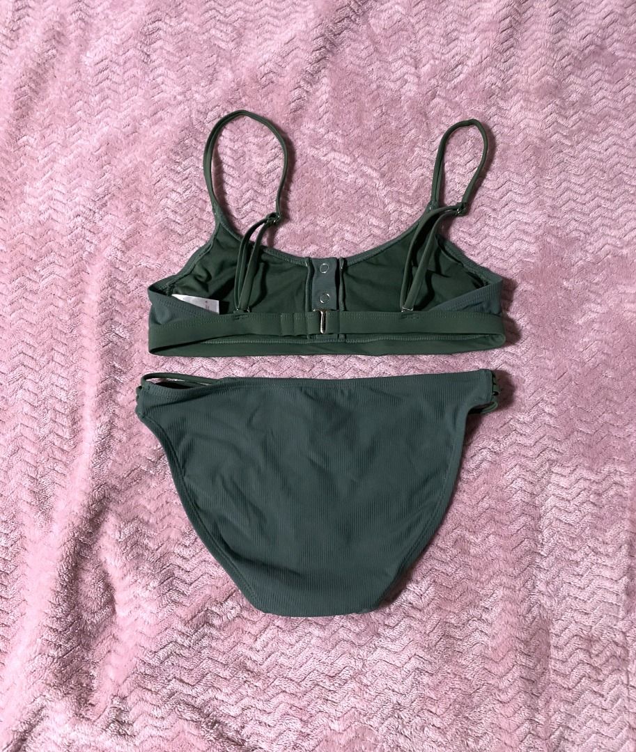 Army Green Two Piece Bikini (Category: Bikinis & Swimsuits) located in Manila. Submitted by diorellecoeur_xxx02 (Listing ID 1460304552, Image 2). Description: Medium on tag but best fit sya for xs-s.