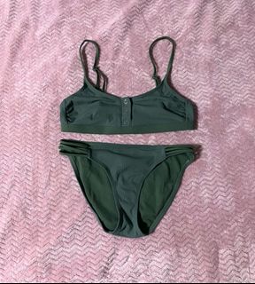 (Category: ) located in . Submitted by diorellecoeur_xxx02 (Listing ID 1460304552, Image 1). Description: .