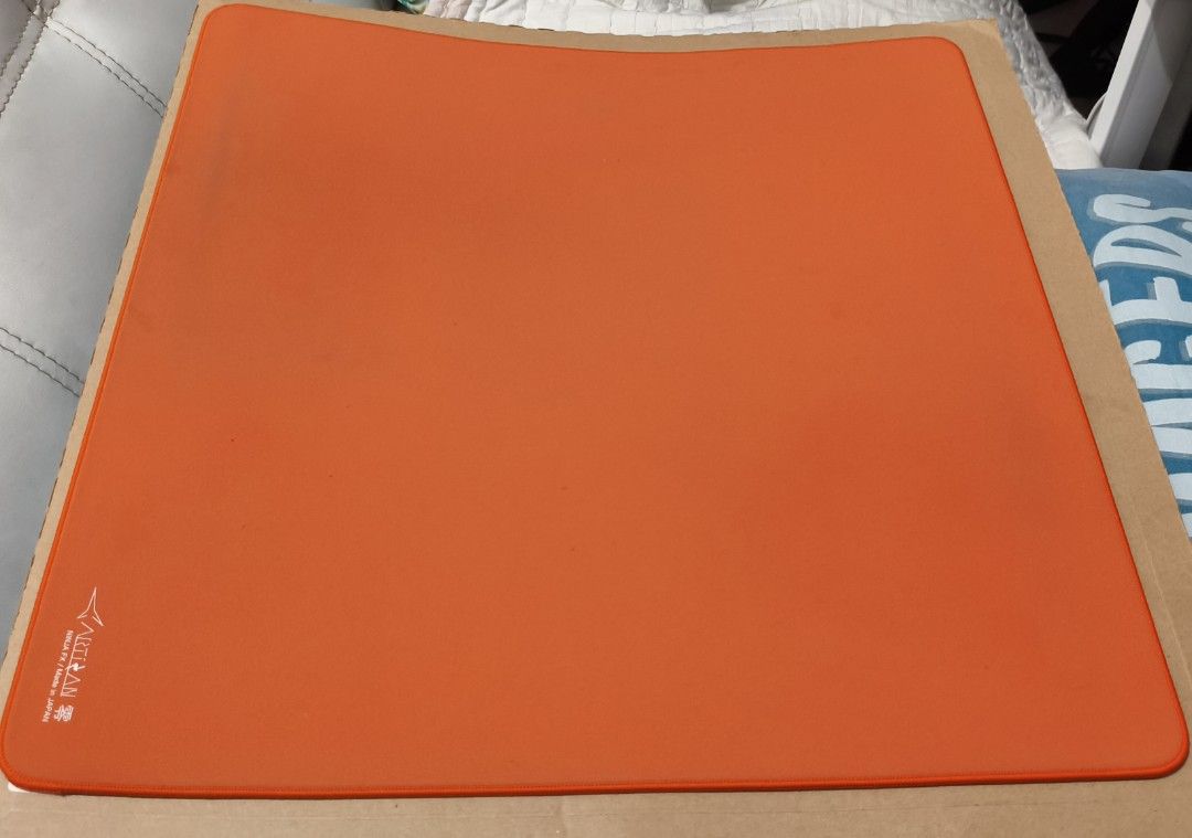 Artisan Zero Soft XXL Orange (Category: Mouse & Mousepads) located in Makati City. Submitted by frosmart (Listing ID 1460267540, Image 2). Description: [FS] Artisan Zero Soft XXL Orange Price: 2300 Negotiable for Sure buyer, Offer. Most used Cloth Mousepad in Shooter Games Details: - Condition: Has Small Stains, signs of usage - DOP: About 3 months of usage then switched to glass pad(No receipt) - RFS: Want to test different pads Send me a DM if 