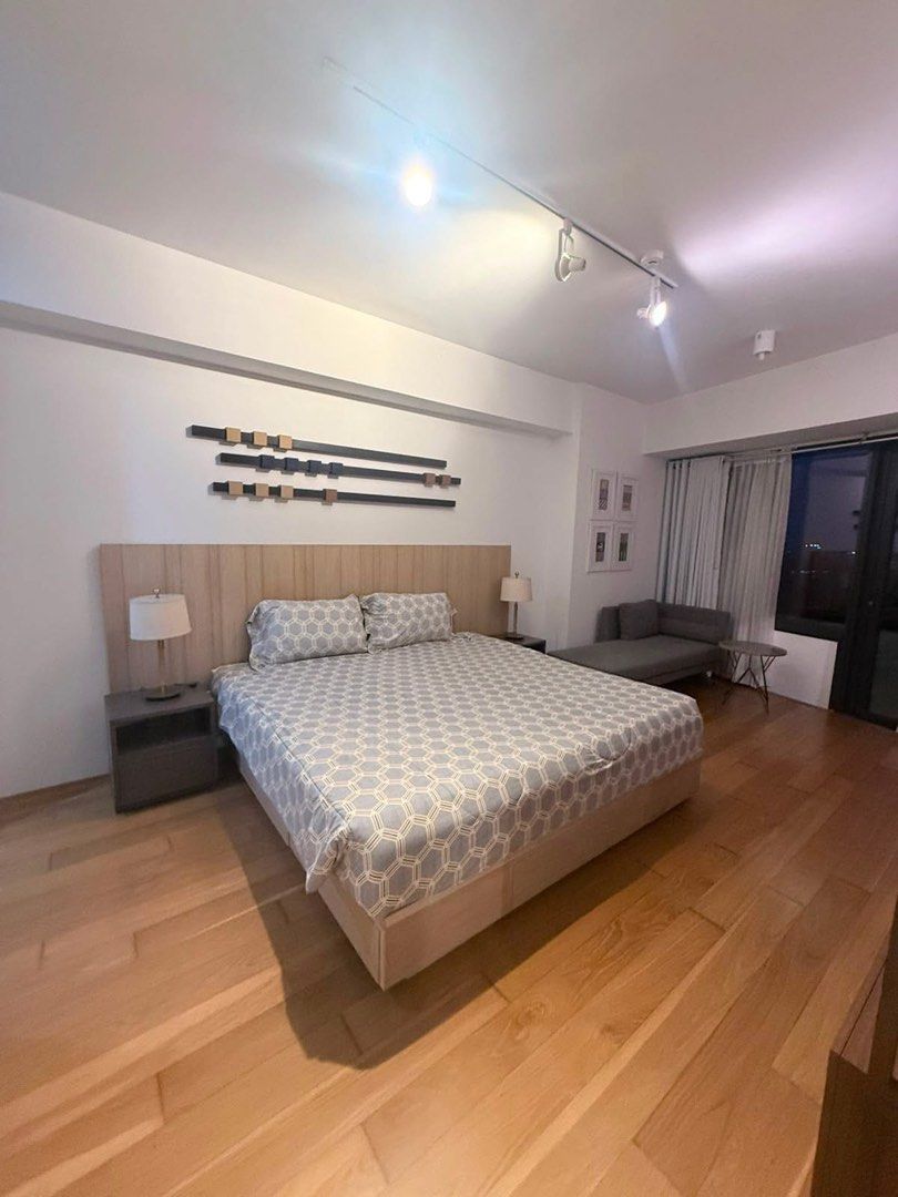 Arya Residences – Tower 2 (Category: Apartments & Condos) located in Manila. Submitted by prestigerealtyph (Listing ID 1460272365, Image 3). Description: Arya Residences Tower 2 | 2BR Unit 1503 | 126 sqm | Heritage Park View & Parking | ₱150K ✨ FOR LEASE | 2 Bedroom Eco-Luxury Unit 1503 | Fully Furnished with Parking | South BGC 📍 Arya Residences – Tower 2 McKinley Parkway corner 7th Avenue, Bonifacio Global City, Taguig City 🏡 Property Details