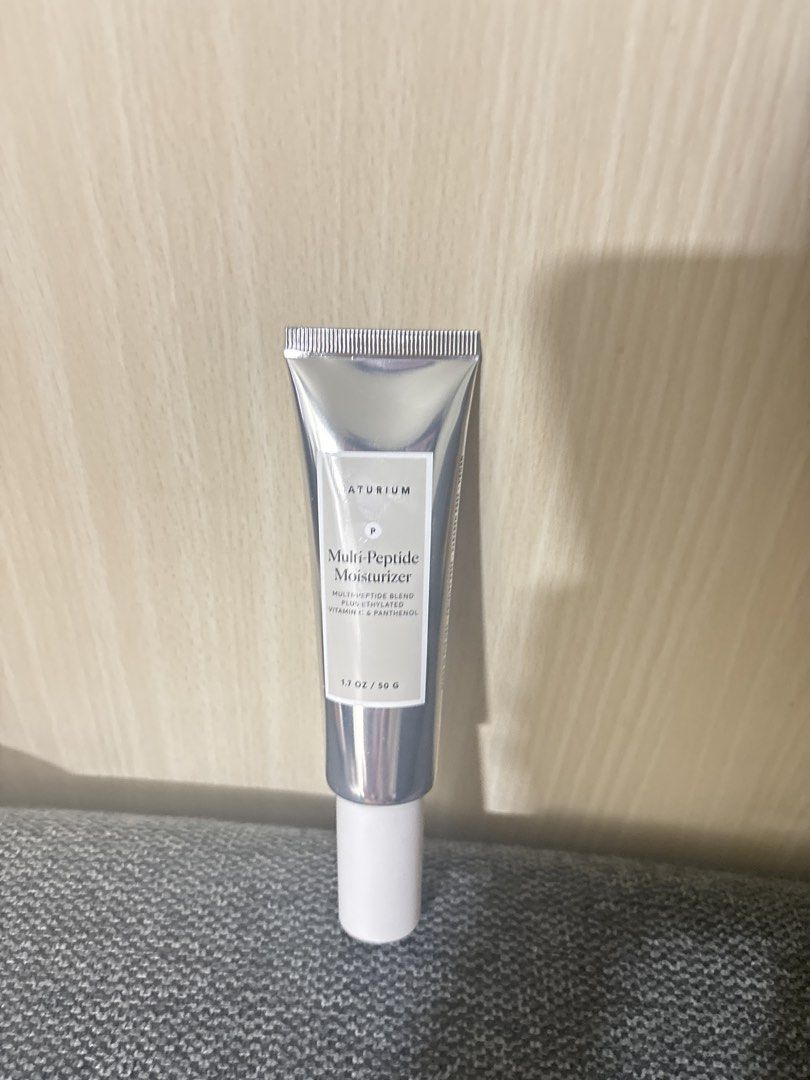 Atrium Multi-Peptide Moisturizer 1.7 oz / 50g (Category: Face Care) located in Makati City. Submitted by thriftshopmkti (Listing ID 1460279958, Image 1). Description: - Atrium Multi-Peptide Moisturizer - Size: 50g / 1.7 oz - Key Ingredients: Multi-peptide blend, Ethylated Vitamin C, Panthenol - Perfect for daily skincare routine.