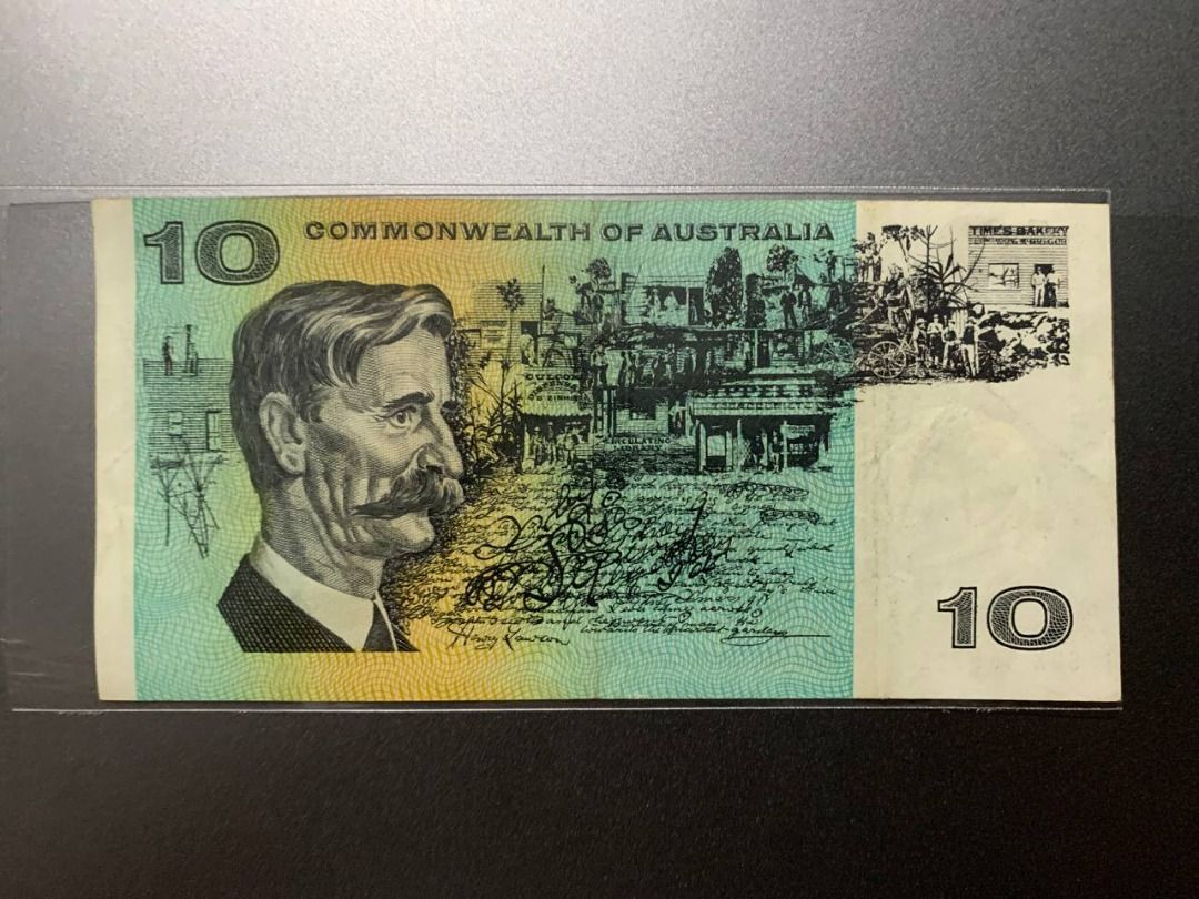 Australia 10 Dollar Note (Category: Currency) located in Indang. Submitted by vykolektor (Listing ID 1460188233, Image 2). Description: Australia 10 dollars Paper version Condition in photos.