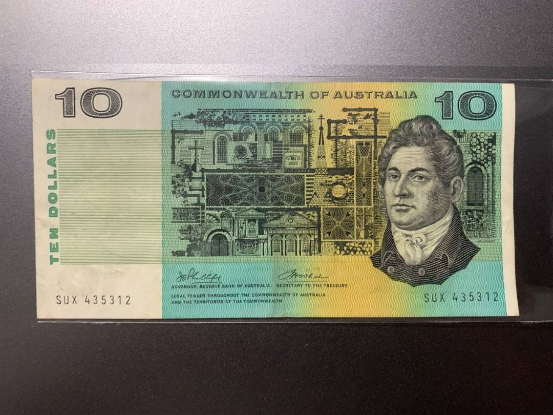 Australia 10 Dollar Note (Category: Currency) located in Indang. Submitted by vykolektor (Listing ID 1460188233, Image 1). Description: Australia 10 dollars Paper version Condition in photos.