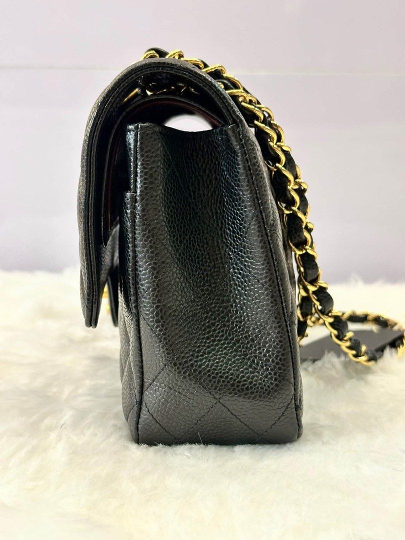 Authentic Chanel (Category: Luxury Bags & Wallets) located in Manila. Submitted by chloe_luxuries (Listing ID 1460277290, Image 3). Description: Guaranteed Original Chanel flap 25 caviar black Gold hardware series 31 Excellent condition Comes with complete inclusion with COA Pm for those interested .