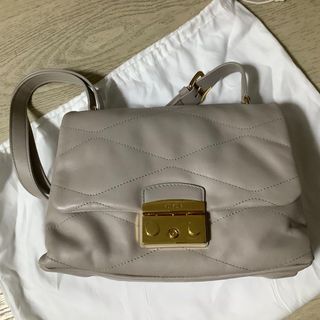 （分類：）位於 。 由 goodiehouse 提交（商品編號 1460203338，圖片 1）。簡介： 。