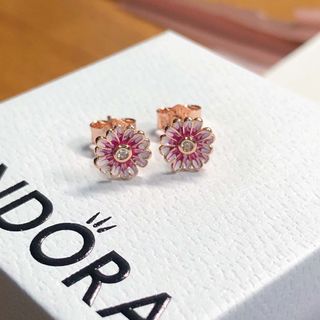 (Category: ) located in . Submitted by daintyjewels (Listing ID 1460238085, Image 1). Description: .