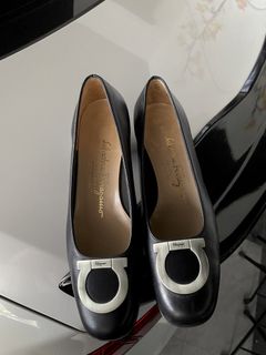 (Category: ) located in . Submitted by ralphlaurenstore2 (Listing ID 1460289272, Image 1). Description: .