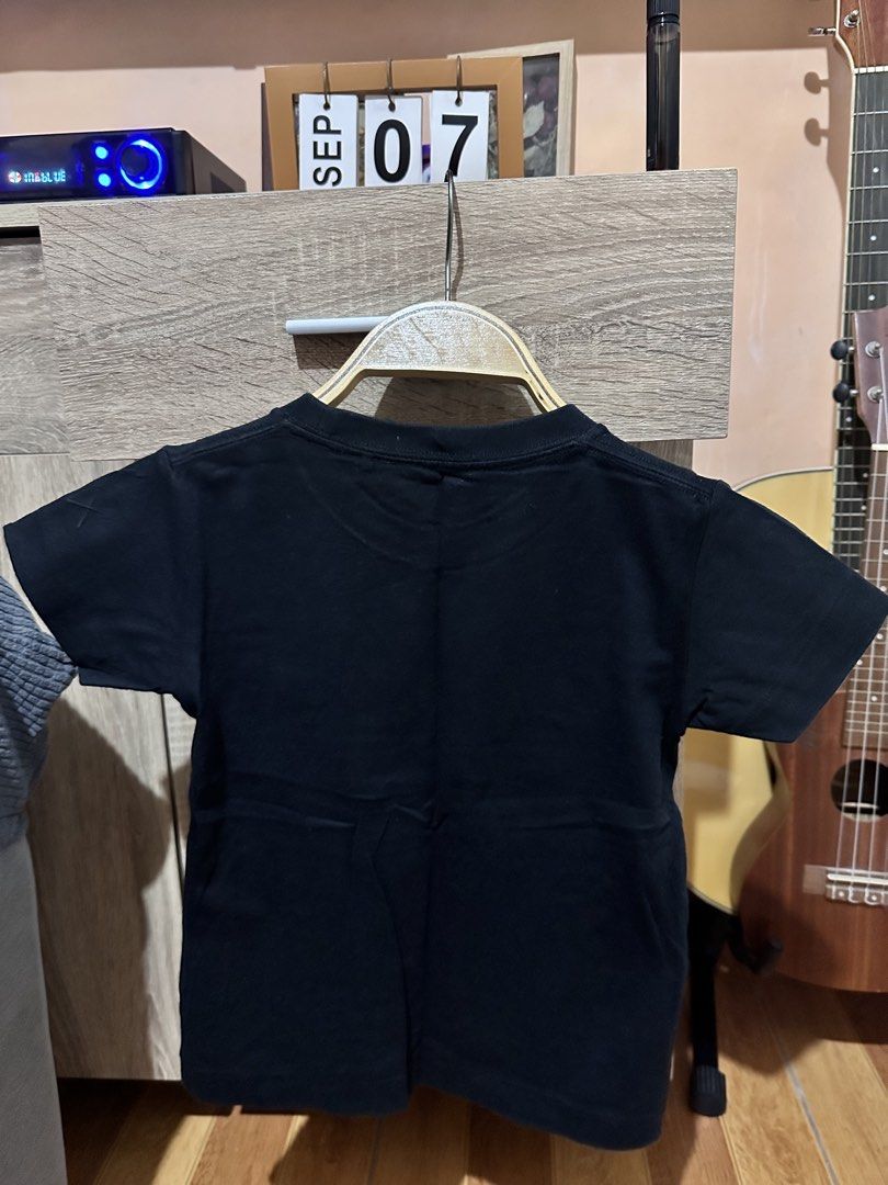AUTHENTIC UNIQLO TSHIRT (Category: Babies & Kids Fashion) located in Manila. Submitted by fourleafclover04 (Listing ID 1460200930, Image 3). Description: AUTHENTIC UNIQLO TSHIRT LIKE NEW.