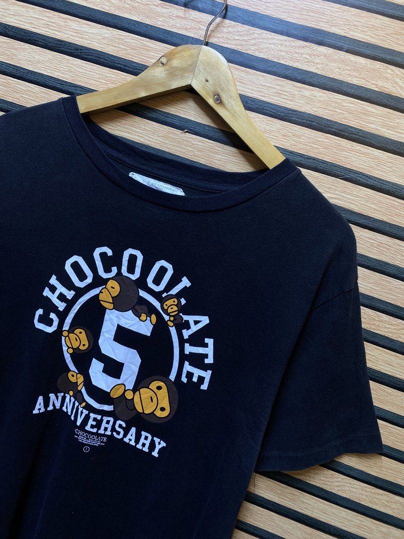 Baby milo by A Bathing ape x Chocolate (Category: Tshirts & Polo Shirts ) located in Makati City. Submitted by drip.poww (Listing ID 1460275787, Image 2). Description: - Authentic Bape x Chocolate - Color: Black - Size: Large - Dimes: 22x28 - Authentic - Excellent condition - Need wash, fresh from bale - Material: 100% Cotton Please don’t expect too much—these are thrifted (ukay) items. 😊 !!STILL NEGOTIABLE!!.