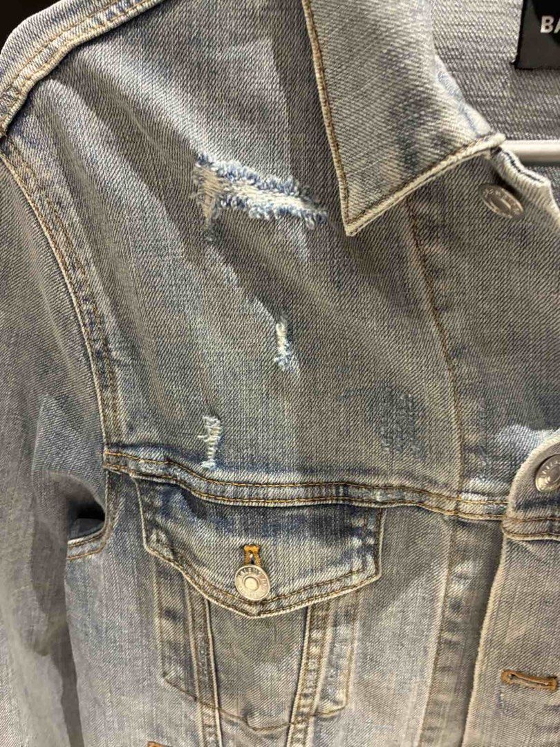 Balenciaga Denim Jacket (Category: Coats, Jackets and Outerwear) located in Manila. Submitted by jefrox3577 (Listing ID 1460279290, Image 2). Description: .