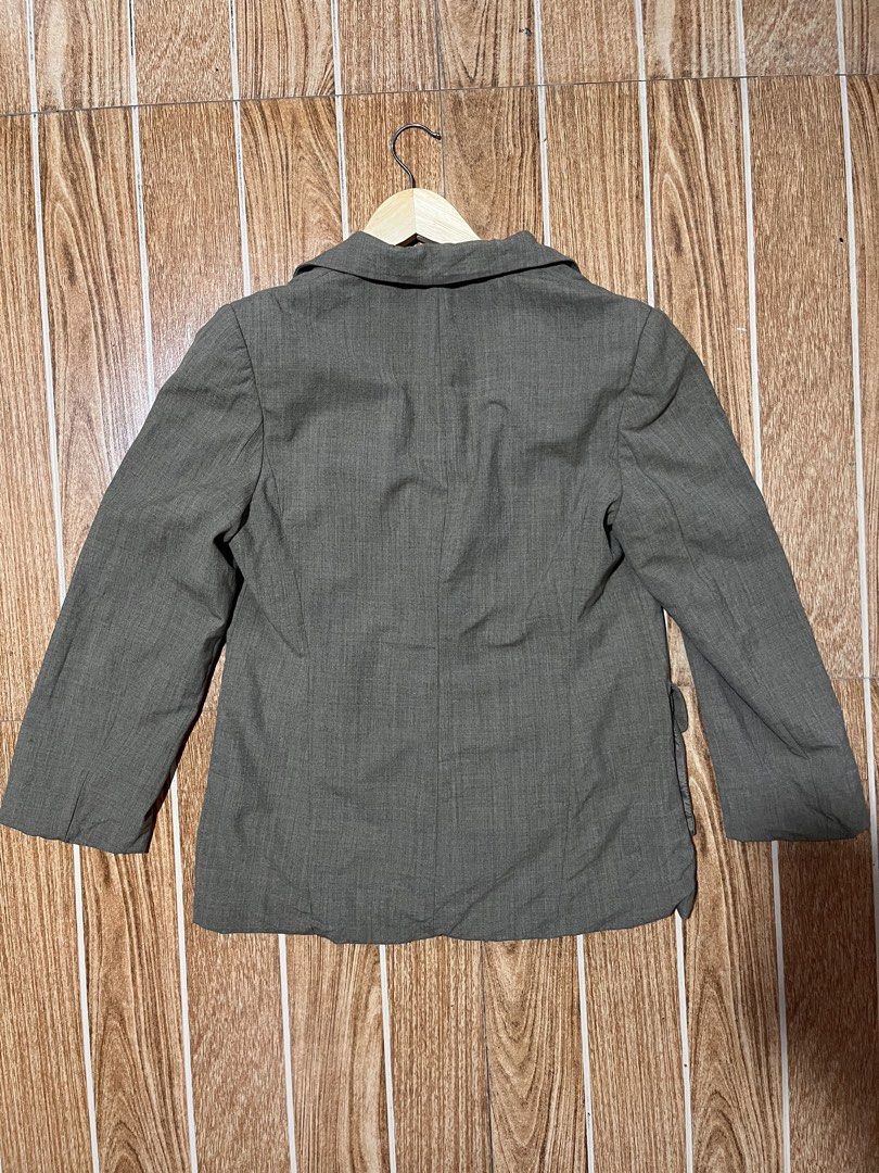 Banana Republic stretch blazer (Category: Coats, Jackets and Outerwear) located in Lucena. Submitted by mjaothrift (Listing ID 1460276652, Image 2). Description: Banana Republic blazer Made in Italy Size small 18 x 25 inches .