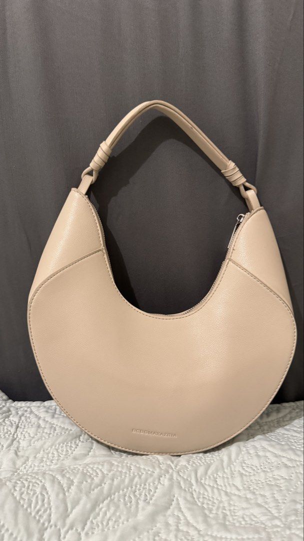 BCBG Max Azria Hobo Bag (Category: Shoulder Bags) located in Mandaluyong City. Submitted by cosy.bz (Listing ID 1460129796, Image 1). Description: Measurements in last 2 photos.