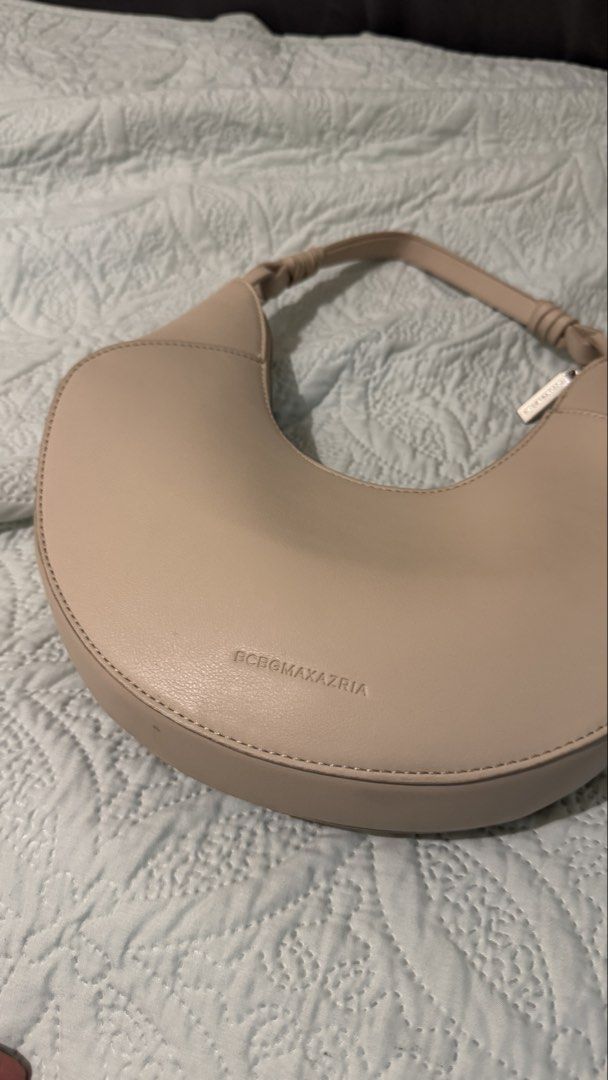 BCBG Max Azria Hobo Bag (Category: Shoulder Bags) located in Mandaluyong City. Submitted by cosy.bz (Listing ID 1460129796, Image 2). Description: Measurements in last 2 photos.