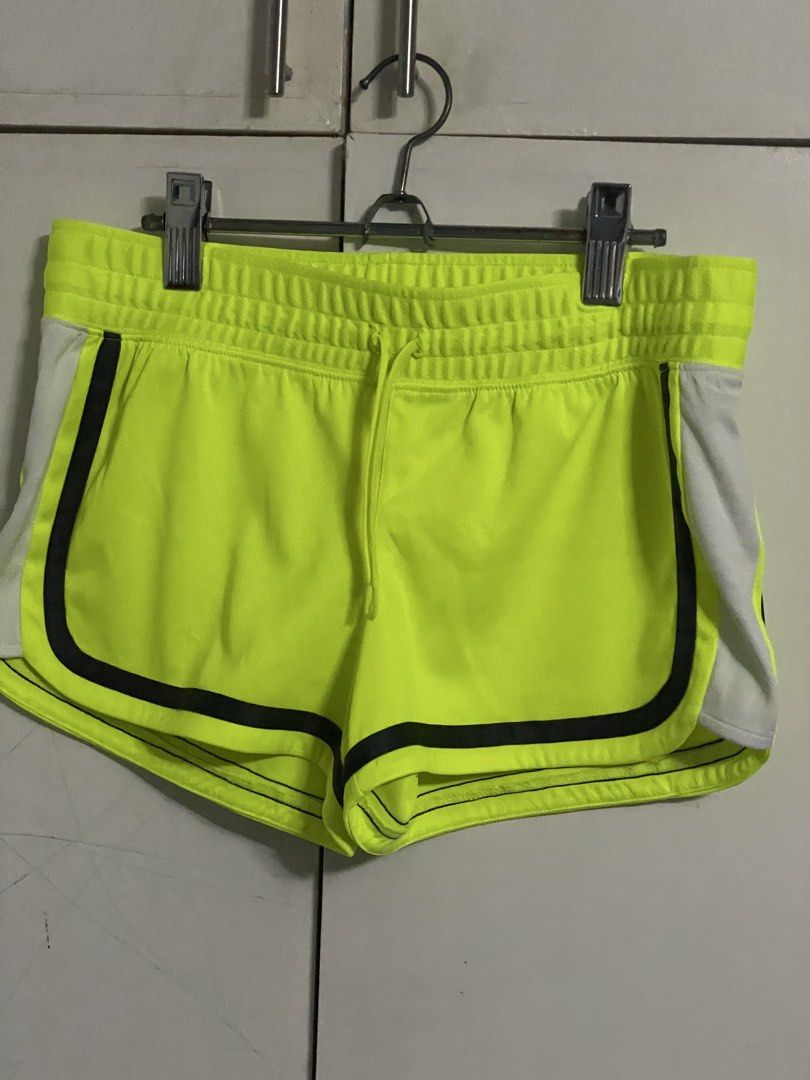 BCG Neon Yellow Athletic Shorts Size L (Category: Shorts) located in Manila. Submitted by d.twins_18 (Listing ID 1460121776, Image 2). Description: - BCG Athletic Shorts - Neon Yellow Color - Size: Large (L) - Material: 100% Polyester - Features: Elastic waistband with drawstring, black trim hem, white side panels take all 360 - Ideal for: Running, workouts, gym sessions.