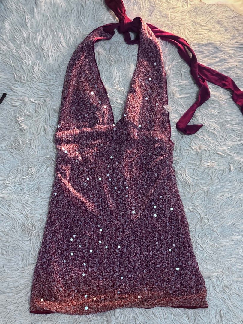 Beach outfits (Category: Dresses) located in Calauan. Submitted by jeysellll (Listing ID 1460300186, Image 3). Description: used once only pm for ww pics 100-300 .