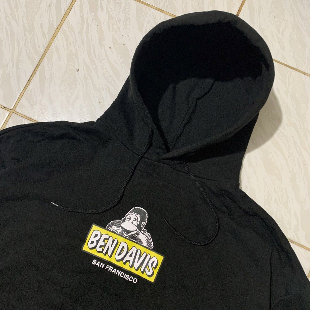 Ben Davis Hoodie (Category: Coats, Jackets and Outerwear) located in Cebu City. Submitted by johnferrer96412 (Listing ID 1460173843, Image 3). Description: Ben Davis Hoodie XL Width 26 Length 28 Excellent condition cut tag only | Authentic Dm📩.
