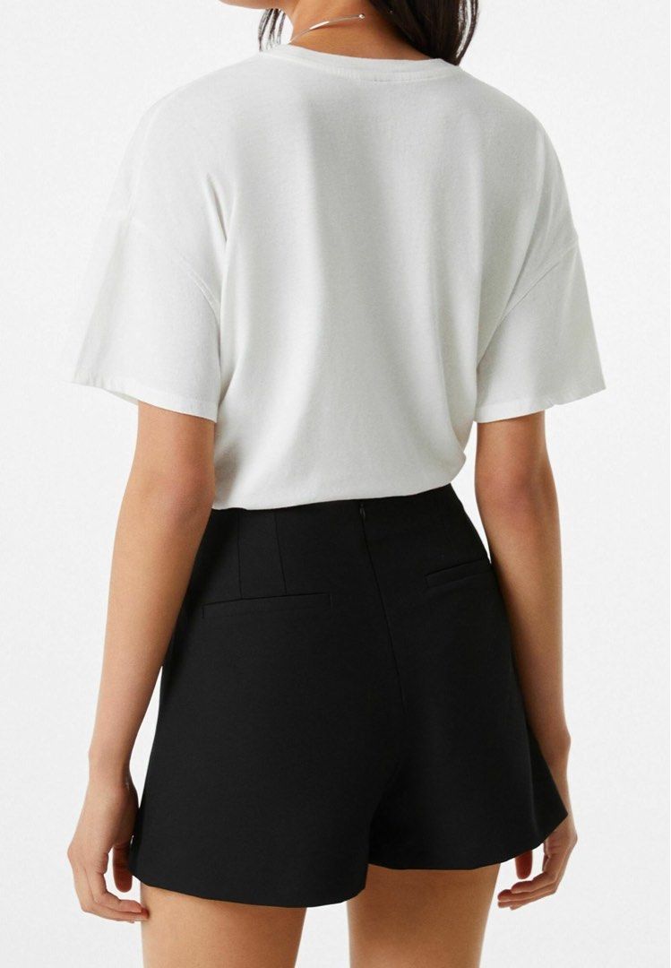 Bershka Black Wrap Skort with Silver Ring Buckle Closure (Category: Other Bottoms) located in Manila. Submitted by meekirb (Listing ID 1460149843, Image 2). Description: From Bershka in MOA original price: ₱1,500+ no issues!.