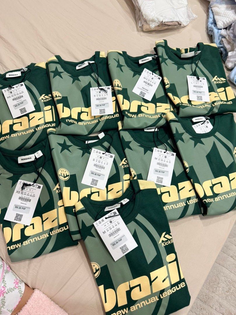 Bershka Top (Category: Shirts) located in Manila. Submitted by royal.corine (Listing ID 1460217640, Image 2). Description: Original Bershka Top Availabe Size Xs,Small,Medium, Large.