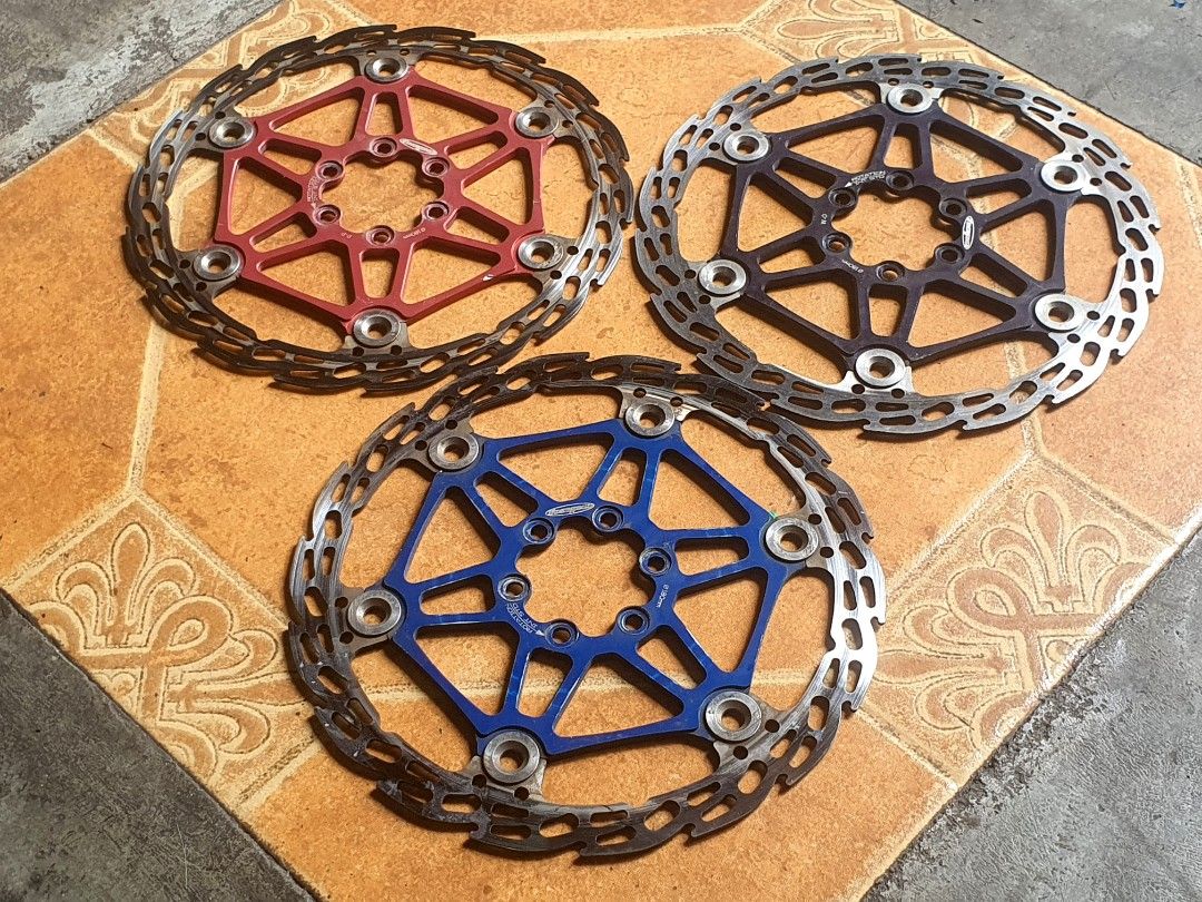 Bike rotor hope and shimano (Category: Bicycles) located in Quezon City. Submitted by angeladustin72 (Listing ID 1460106830, Image 2). Description: hope rotor 180mm red blue black 1700 each hope rotor v4 203mm 2pcs 5500 shimano xt xtr rotor 203mm / 180mm 2500.