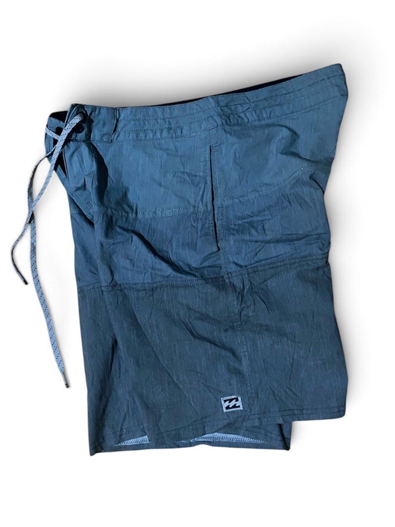 Billabong Swimshort (Category: Shorts) located in Alcoy. Submitted by dominic1219 (Listing ID 1460242075, Image 1). Description: Dimes W 28-30 L 17 Excellent condition .