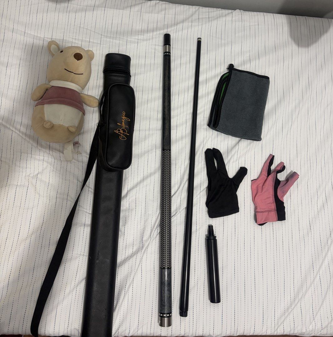Bilmagic Billiard Cue Stick with Case and Accessories (Category: Billiards and Bowling) located in Manila. Submitted by jpalatolon (Listing ID 1460155733, Image 2). Description: - Complete billiard cue stick set - with cpba gloves (800 srp).