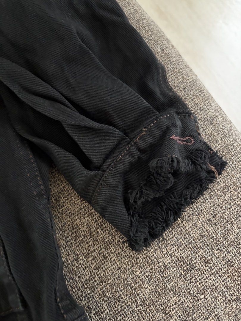 Black Denim Jacket with Grey Hoodie (Category: Coats, Jackets and Outerwear) located in Quezon City. Submitted by snoopiii (Listing ID 1460178816, Image 2). Description: RFS: Decluttering.