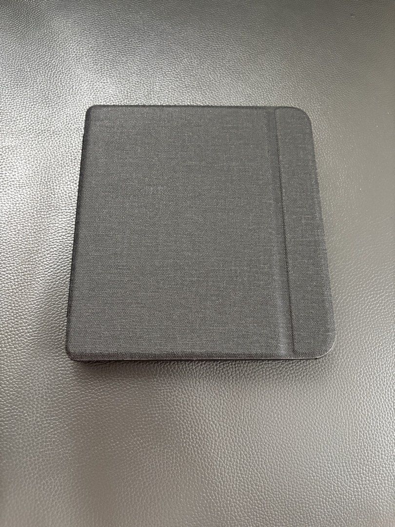Black Foldable Kobo Libra Colour Case (Category: Cases & Sleeves) located in Manila. Submitted by mabcast28 (Listing ID 1460109240, Image 1). Description: Onhand and Ready to Ship Can Fit Kobo Libra Colour .