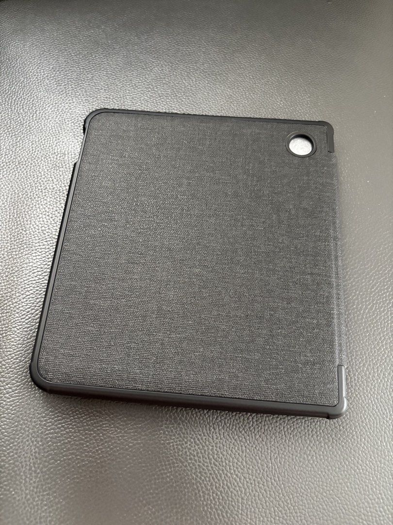 Black Foldable Kobo Libra Colour Case (Category: Cases & Sleeves) located in Manila. Submitted by mabcast28 (Listing ID 1460109240, Image 2). Description: Onhand and Ready to Ship Can Fit Kobo Libra Colour .