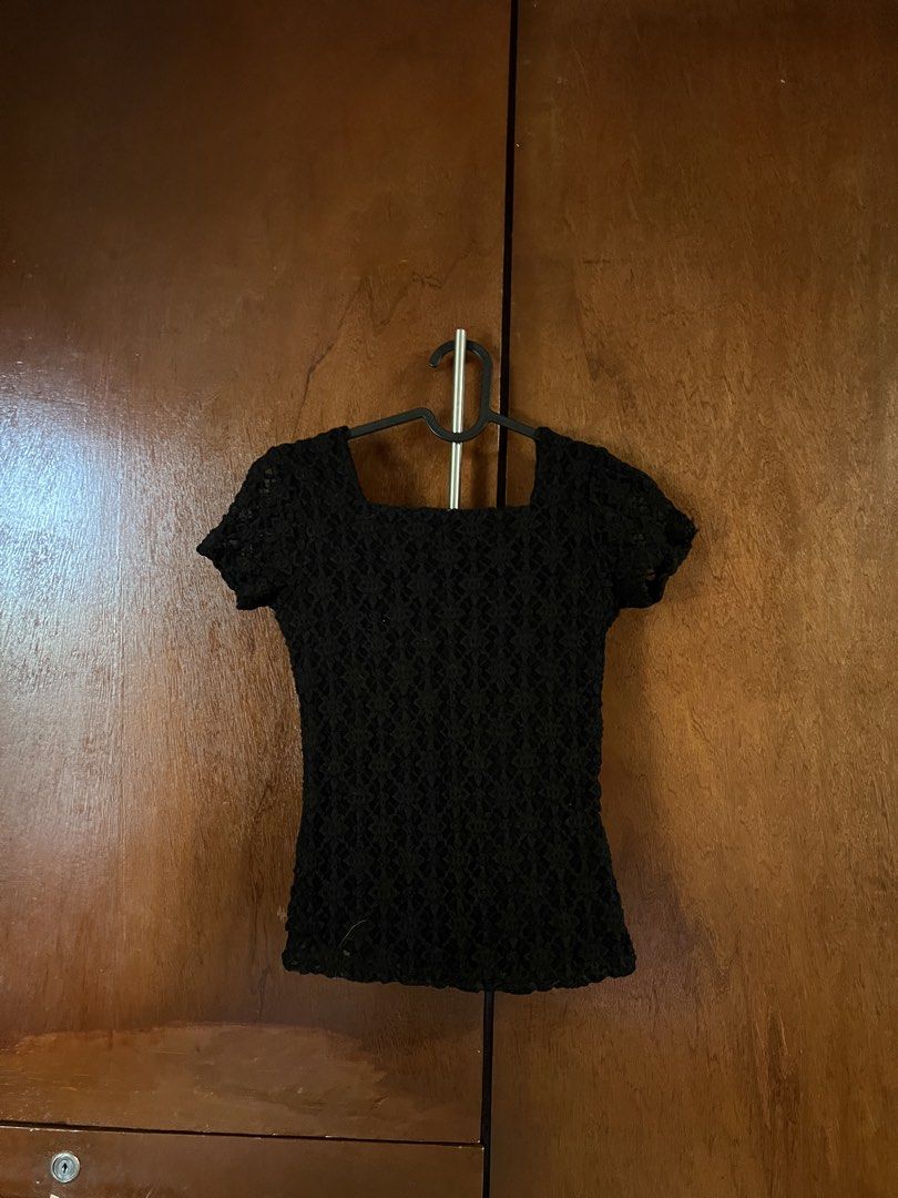 Black Patterned Square Neck Top (Category: Blouses) located in Iloilo. Submitted by shankirkpreloved (Listing ID 1460141458, Image 2). Description: Too small for me Disclaimer - Most items are preloved, so please limit your expectations. - Items will be washed, ironed, and packed properly, but it is recommended to wash them again once you recieve it. - Product color may slightly vary due to photographic lighting sources. Strictly - No cancellatio