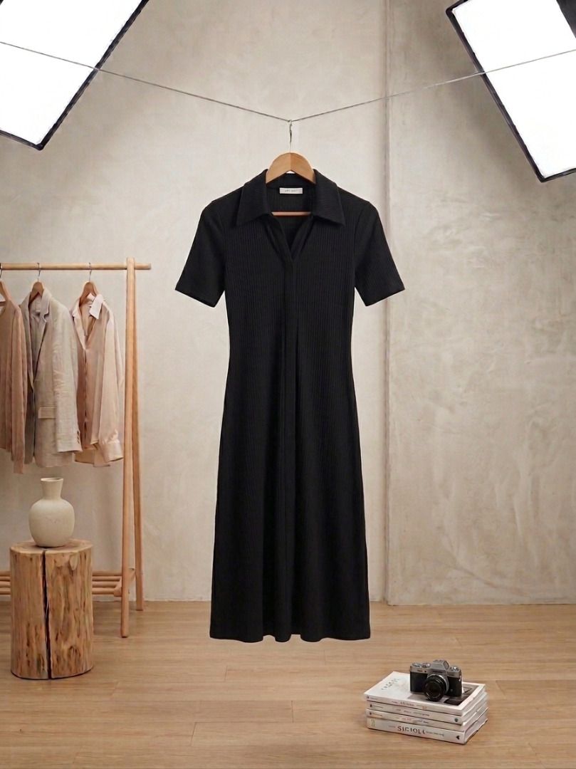 Black Ribbed Collared Midi Dress - 005 (Category: Dresses) located in Manila. Submitted by meedclothing (Listing ID 1460180549, Image 1). Description: 📏 Size: S–M - Classic black midi dress - Ribbed texture all over - Collared neckline - Short sleeves - Perfect for dressing up or down - Great for work or casual outings - Stretchy 📌 PLEASE READ BEFORE ORDERING: ⏳ Reservation: Strictly 2 days only 📦 Shipping: Everyday except Sundays & holidays ♻