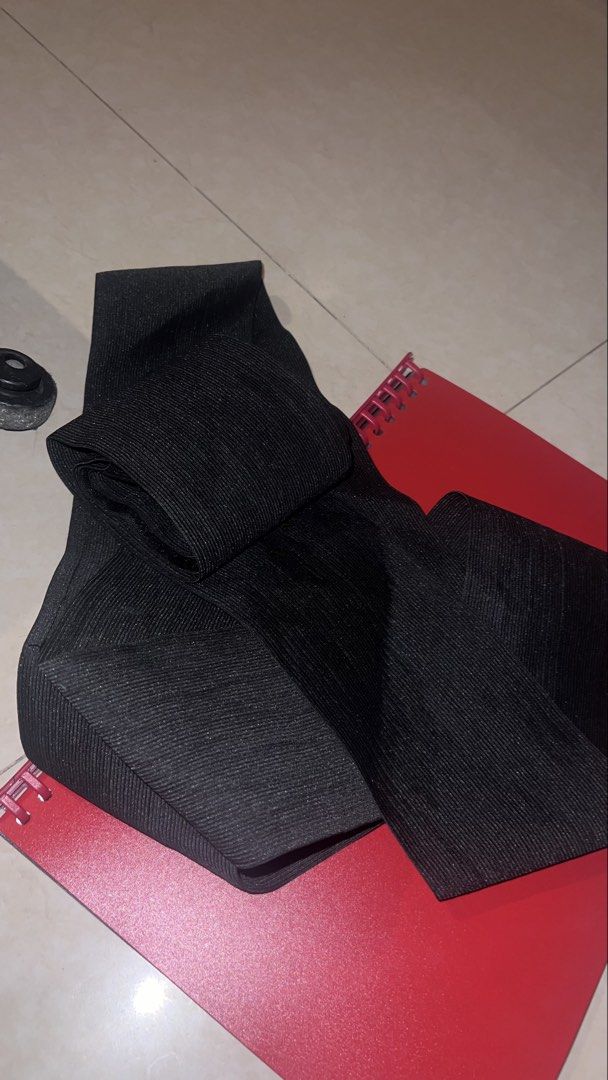Black Ribbed Waist Trainer Band (Category: Undergarments & Loungewear) located in Manila. Submitted by dianavictoriano (Listing ID 1460274288, Image 2). Description: - Black waist trainer band for shaping. Lightly used. Parang corset pero mas maadjust mo sya. Rsf di nagagamit declutter .
