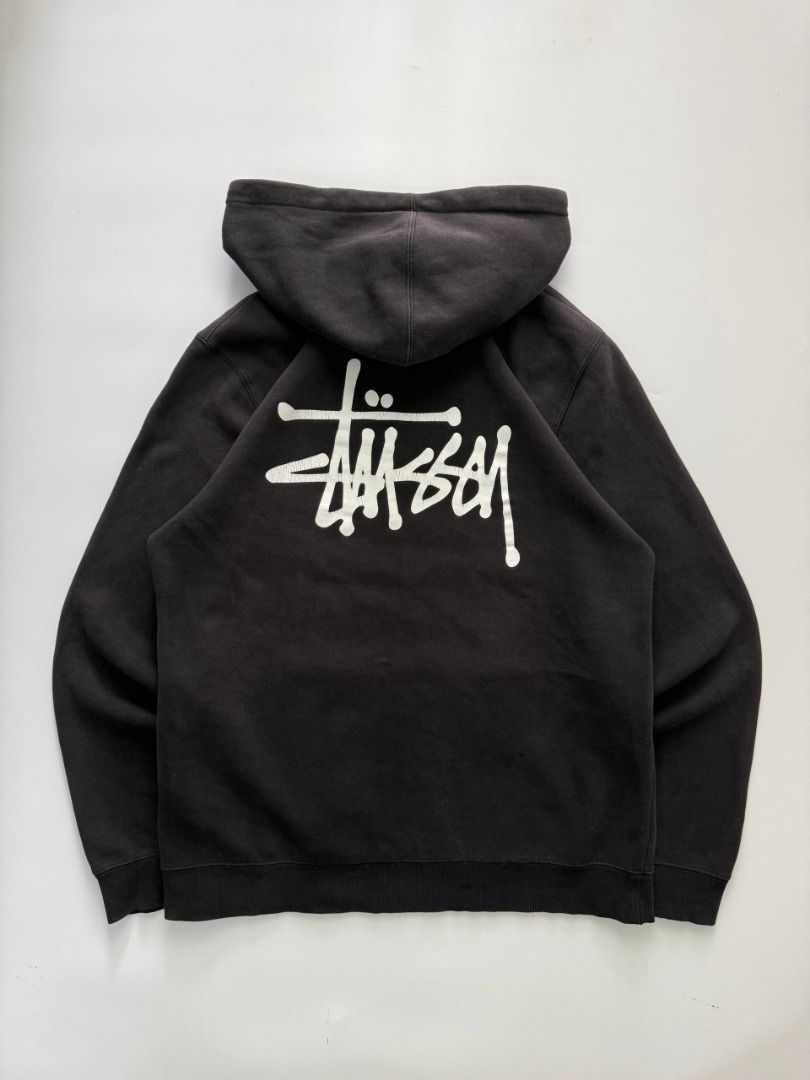 Black Stussy Basic Logo Pullover Hoodie (Category: Hoodies) located in Manila. Submitted by grailsociety.ph (Listing ID 1460265062, Image 1). Description: Black Stussy Basic Logo Pullover Hoodie Tag Size: Large Measurements: Length- 29" Width- 22" Excellent Condition Issue: Minimal dot hole Price: ₱3,500 Model details: 5'8 81kg.