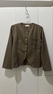 (Category: ) located in . Submitted by herr.boutiqu3.2 (Listing ID 1460274626, Image 1). Description: .