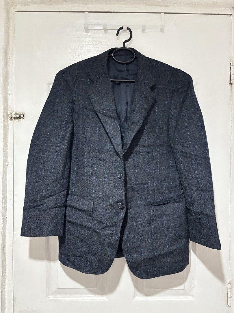 Blazer for Men (Category: Coats, Jackets and Outerwear) located in San Juan City. Submitted by mcstxtian_ (Listing ID 1460192744, Image 1). Description: Decluttering!!! Used these for work. This one is nice too. Blue 5’5-5’8 70-75kg Last price posted..