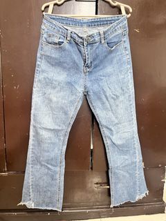 (Category: ) located in . Submitted by r.boutique (Listing ID 1460212722, Image 1). Description: .