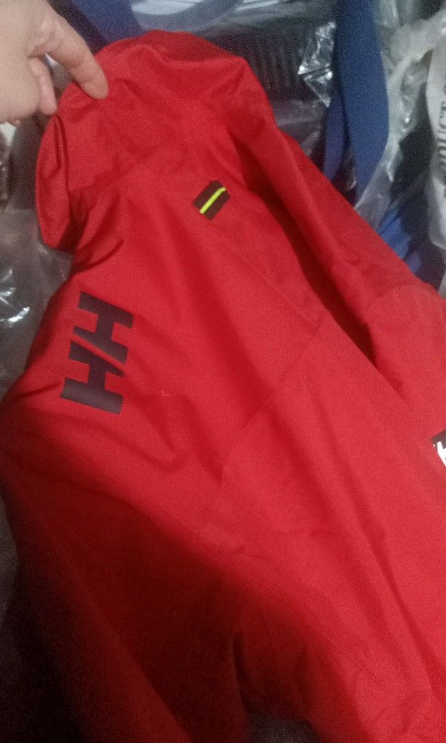 Bnew HELLY HANSEN 5K size medium (Category: Hiking & Camping) located in Manila. Submitted by wildcat_60c27b (Listing ID 1460297830, Image 3). Description: .