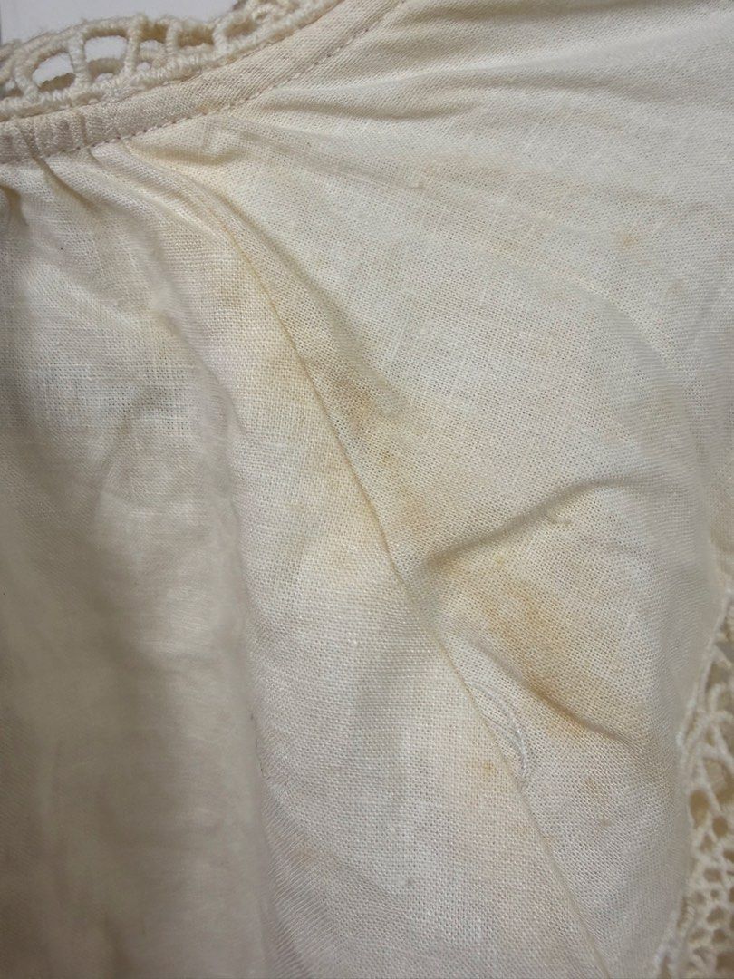 [BNWOT] Forever 21 Boho Chic Blouse (Category: Blouses) located in Paranaque City. Submitted by marjdom23__ (Listing ID 1460160617, Image 3). Description: • Never worn • Has stains due to storage but washable • RFS: Decluttering .