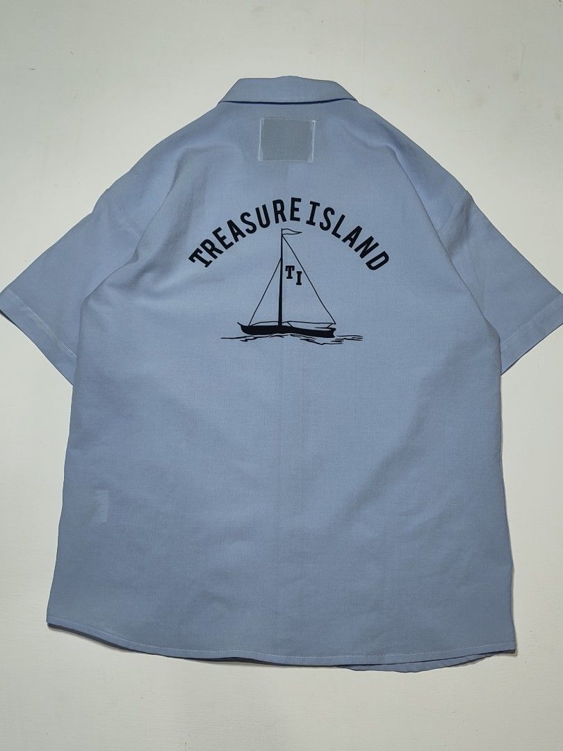BOXY POLO MADE IN KOREA (Category: Tshirts & Polo Shirts ) located in Tumauini. Submitted by znernatpiece (Listing ID 1460194453, Image 2). Description: ATTENTION: POLO EXCELLENT CONDITION NO ISSUE ACTUAL DIMENSIONS ON PICTURES +SF.