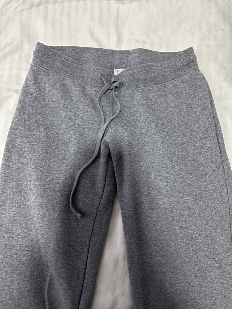 Brandy Melville Rainey cotton sweatpants (Category: Other Bottoms) located in Taguig. Submitted by aandco. (Listing ID 1460227319, Image 2). Description: - worn once - altered to fit 5’3 - 5’4 for length - bought from Tokyo Brandy - Last price - BGC area - If you buy more than 1 I give discounts .